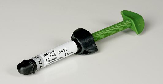 Composite đặc trám răng Filtek Z250 XT 3M